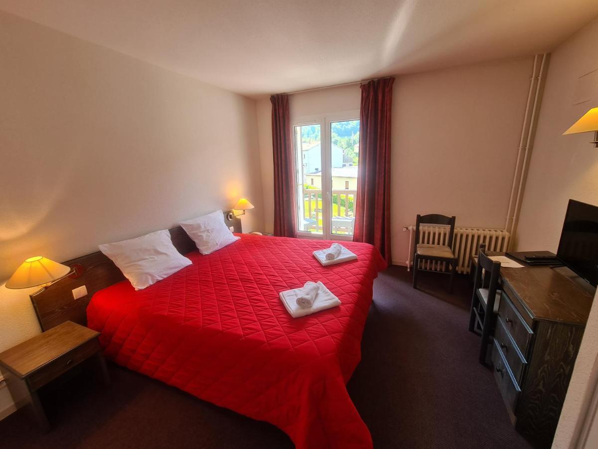 לוז-סן-סובר Hotel Le Montaigu מראה חיצוני תמונה
